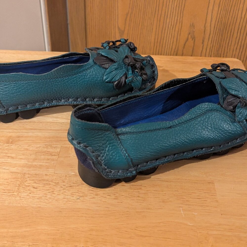 Mercury Floral Teal Flats-Size 250/8 - Picture 5 of 11